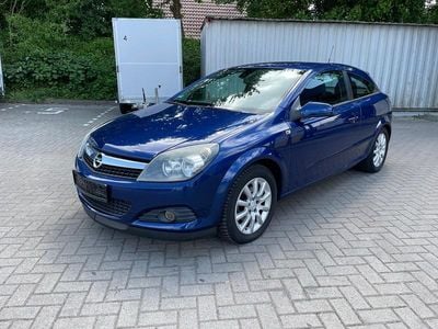 Opel Astra GTC