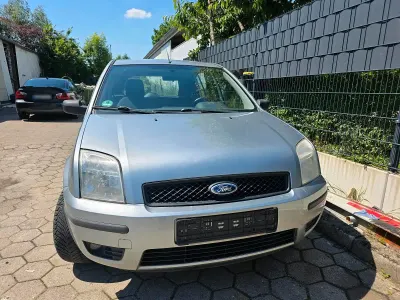 Gebraucht Ford Fusion 110 PS (80 kW) 2005 Silber Kleinwagen