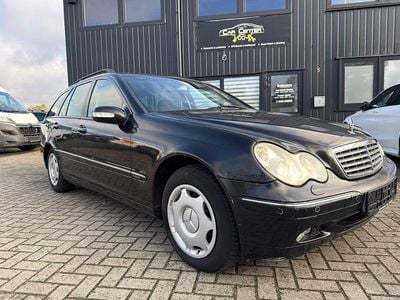 Schwarz Gebraucht 2003 Mercedes C220 Kombi | 1.550 € (Etwas zu teuer)