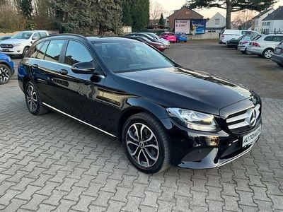 Gebraucht Mercedes C220 194 PS (142 kW) 2021 Schwarz Kombi