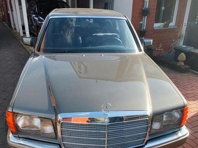 Usata Mercedes 300 SE 188 CV (138 kW) 1988 Grigio Berlina