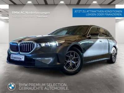 Gebraucht BMW 520 Sport Line 197 PS (144 kW) 2025 Grau Kombi