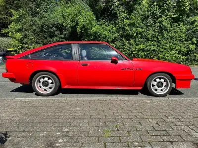 Używany Opel Manta 110 KM (80 kW) 1987 Czerwony Coupe
