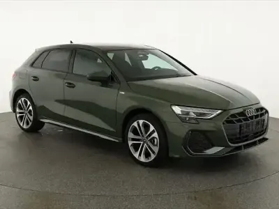 Neu Audi A3 S-Line 150 PS (110 kW) 2026 Grün Limousine