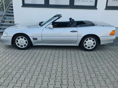 Gebraucht Mercedes SL500 326 PS (239 kW) 1991 Silber Cabrio