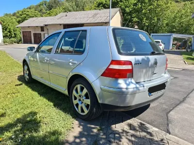 Używany VW Golf IV Pacific 75 KM (55 kW) 2003 Szary Sedan/Limuzyna