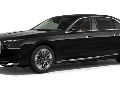 Gebraucht BMW 740 Sport Line 299 PS (219 kW) 2025 Schwarz Limousine