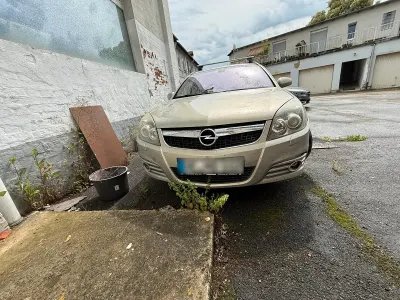 Gebraucht Opel Vectra 150 PS (110 kW) 2006 Silber Kombi