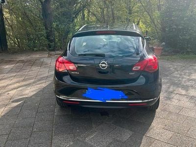 Gebraucht Opel Astra 110 PS (80 kW) 2013 Schwarz Kleinwagen