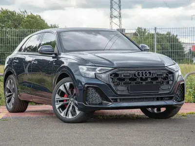 Neu Audi Q8 S-Line 286 PS (210 kW) 2026 Blau SUV