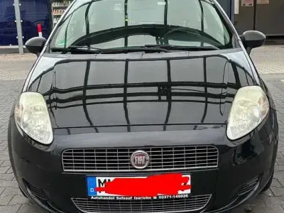 Gebraucht Fiat Grande Punto 77 PS (56 kW) 2009 Schwarz Kleinwagen