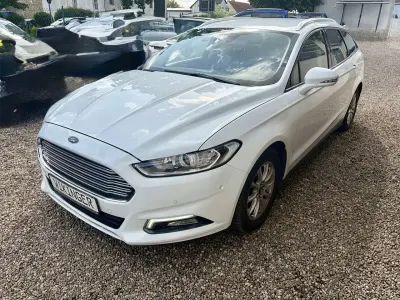 Gebraucht Ford Mondeo Business Edition 160 PS (117 kW) 2016 Frostweiß Kombi
