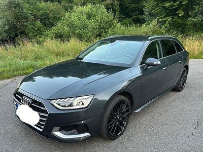 Grau Gebraucht 2020 Audi A4 Ambiente Kombi | 19.990 € (Fairer Preis)