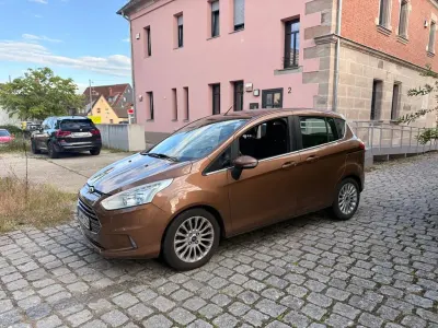 Gebraucht Ford B-MAX SYNC Edition 101 PS (74 kW) 2013 Braun Van / Kleinbus