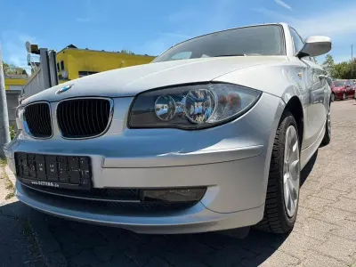 Usata BMW 116 122 CV (89 kW) 2010 Argento Utilitaria