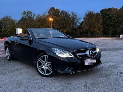 Gebraucht Mercedes E220 170 PS (125 kW) 2015 Schwarz Cabrio