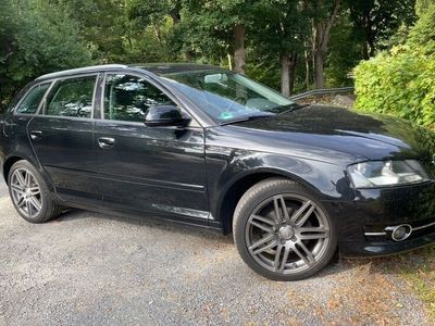 Schwarz Gebraucht 2011 Audi A3 Sportback Kleinwagen | 9.070 € (Etwas zu teuer)
