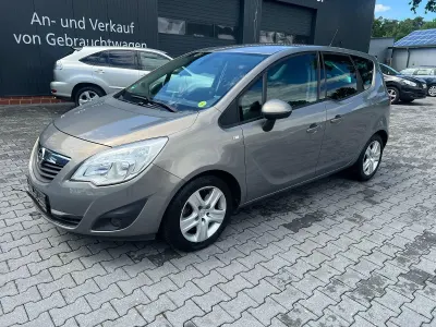 Gebraucht Opel Meriva Design Edition 110 PS (80 kW) 2011 Braun Van / Kleinbus