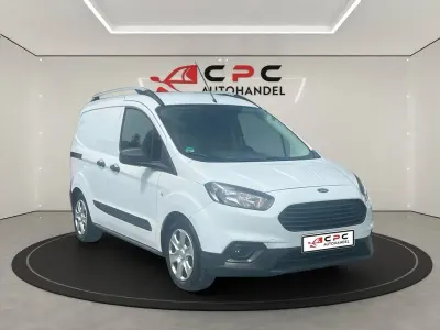 Gebraucht Ford Transit Trend 101 PS (74 kW) 2019 Weiß Van / Kleinbus