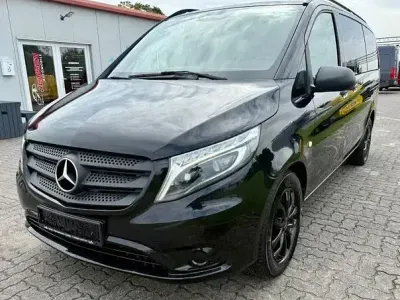 Gebraucht Mercedes Vito 190 PS (139 kW) 2015 Rot Van
