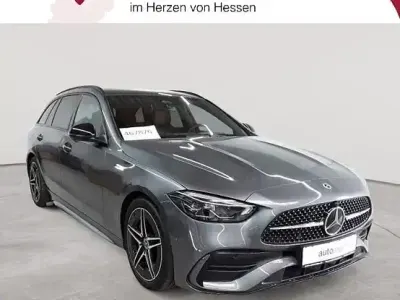 Gebraucht Mercedes C200 AMG line 163 PS (119 kW) 2023 Selenitgrau metallic Kombi