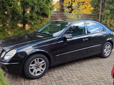 Schwarz Gebraucht 2005 Mercedes E280 Elegance Limousine | 5.200 € (Fairer Preis)