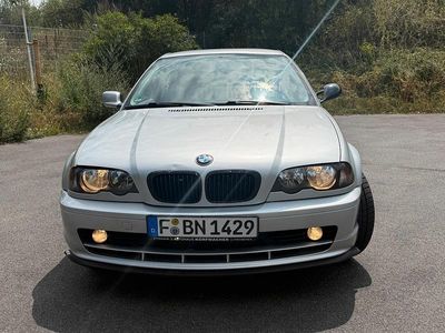 BMW 323