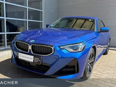 Gebraucht BMW 220 M Sport 184 PS (135 kW) 2025 Blau Coupé