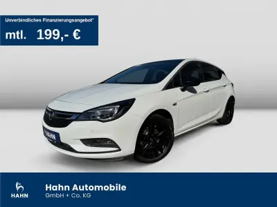 Gebraucht Opel Astra Dynamic 125 PS (91 kW) 2019 Schneeweiss/summitwhite/arctic Limousine
