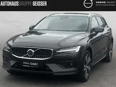 Gebraucht Volvo V60 CC 197 PS (144 kW) 2023 Grau Kombi