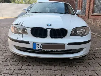 Gebraucht BMW 118 143 PS (105 kW) 2010 Weiß Kleinwagen