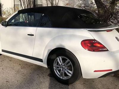 Gebraucht VW Beetle Basis 105 PS (77 kW) 2016 Weiß Kleinwagen