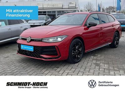 Usata VW Passat R-line 193 CV (141 kW) 2025 Rosso Berlina