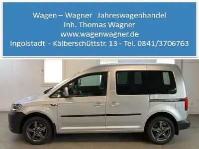 Gebraucht VW Caddy 102 PS (75 kW) 2018 Reflexsilber metallic Van / Kleinbus