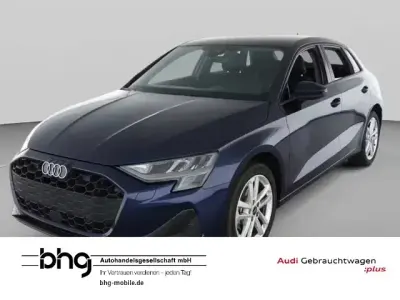 Gebraucht Audi A3 Ambiente 116 PS (85 kW) 2025 Blau Limousine