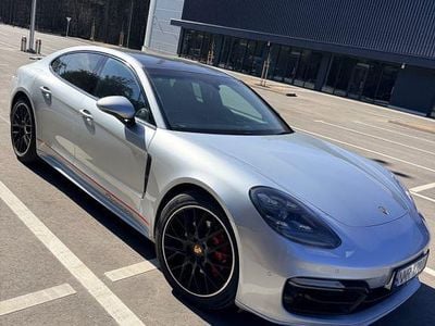 Usata Porsche Panamera 4S 421 CV (309 kW) 2016 Argento Berlina