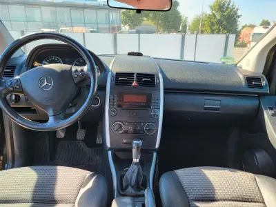 Gebraucht Mercedes A150 Avantgarde 95 PS (69 kW) 2004 Van / Kleinbus