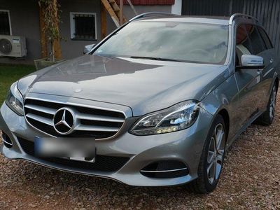Mercedes E200