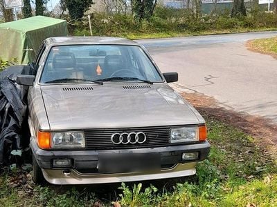 Second-hand Audi 80 90 CP (66 kW) 1986 Auriu Berlinǎ
