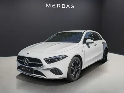 Gebraucht Mercedes A250 Progressive 218 PS (160 kW) 2025 Weiß Limousine