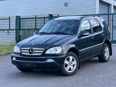 Usata Mercedes ML270 163 CV (119 kW) 2003 Blu SUV