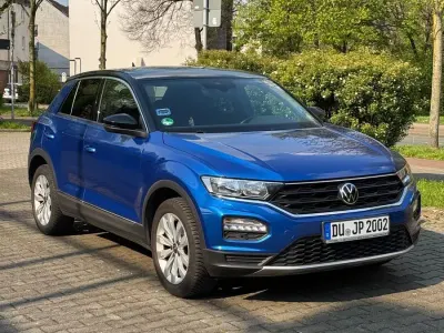 Second-hand VW T-Roc Sport 150 CP (110 kW) 2021 Albastru SUV