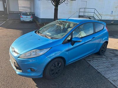 Gebraucht Ford Fiesta 90 PS (66 kW) 2008 Blau Kleinwagen