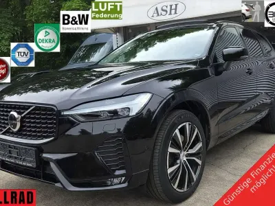 Gebraucht Volvo XC60 Ultimate 250 PS (183 kW) 2022 Onyx black metallic SUV