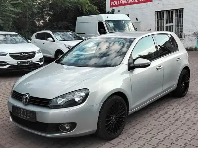 Gebraucht VW Golf VI Comfortline 122 PS (89 kW) 2010 Gold Kleinwagen