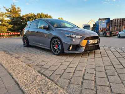 Gebraucht Ford Focus RS 350 PS (257 kW) 2017 Grau Limousine