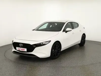 Begagnad Mazda 3 186 HK (136 kW) 2022 Vit Sedan