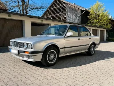 Brugt BMW 320 125 HK (91 kW) 1990 Sølv Sedan