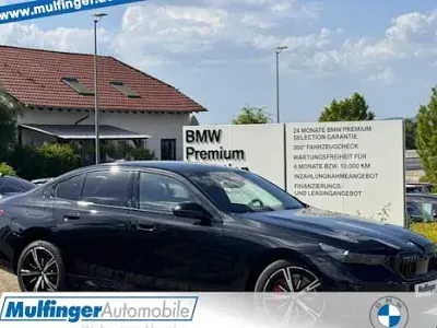 Neu BMW i5 Shadowline 250 kW (340 PS) 2026 Schwarz Kombi