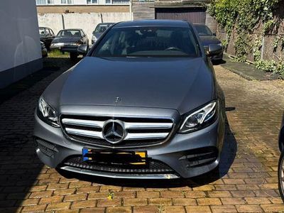 Usata Mercedes E220 194 CV (142 kW) 2019 Grigio Berlina